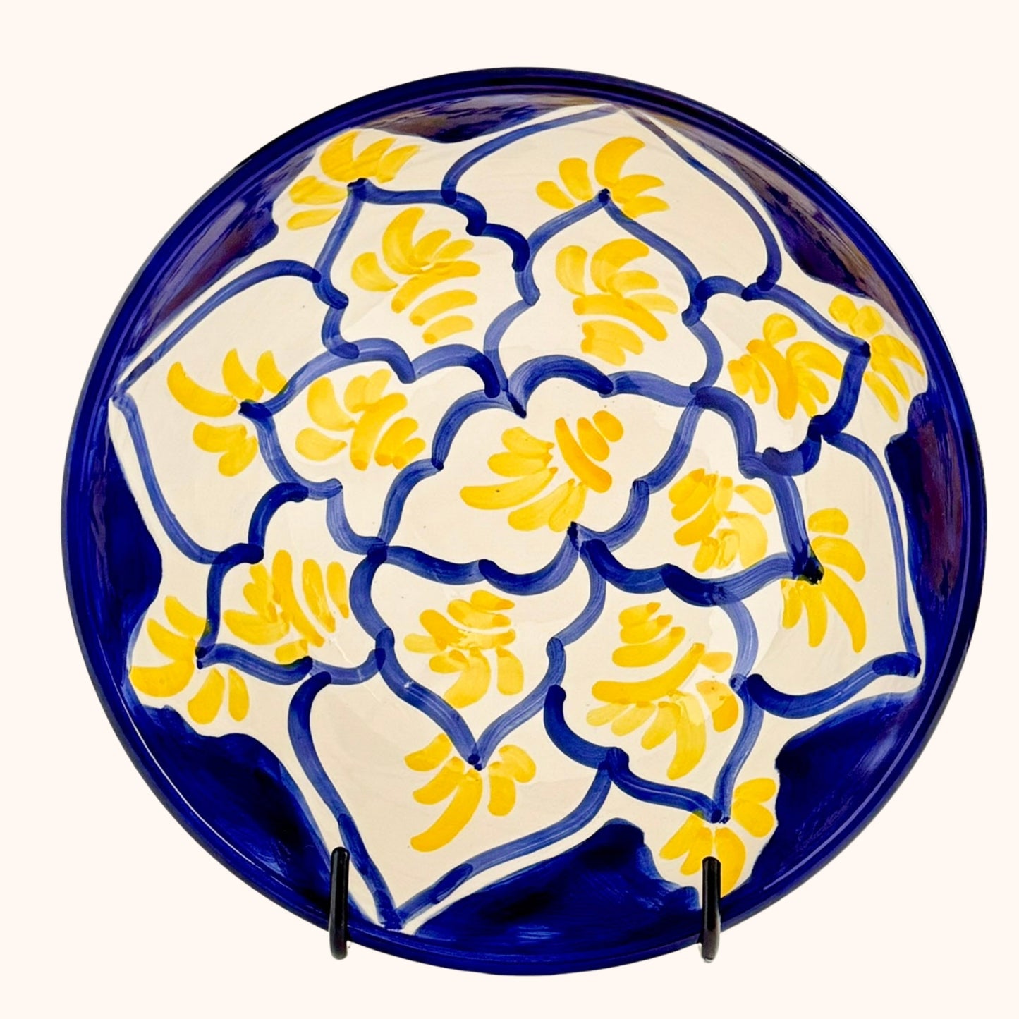 Grote handgemaakte serveerkom geel/blauw – kleurrijk keramiek uit Spanje