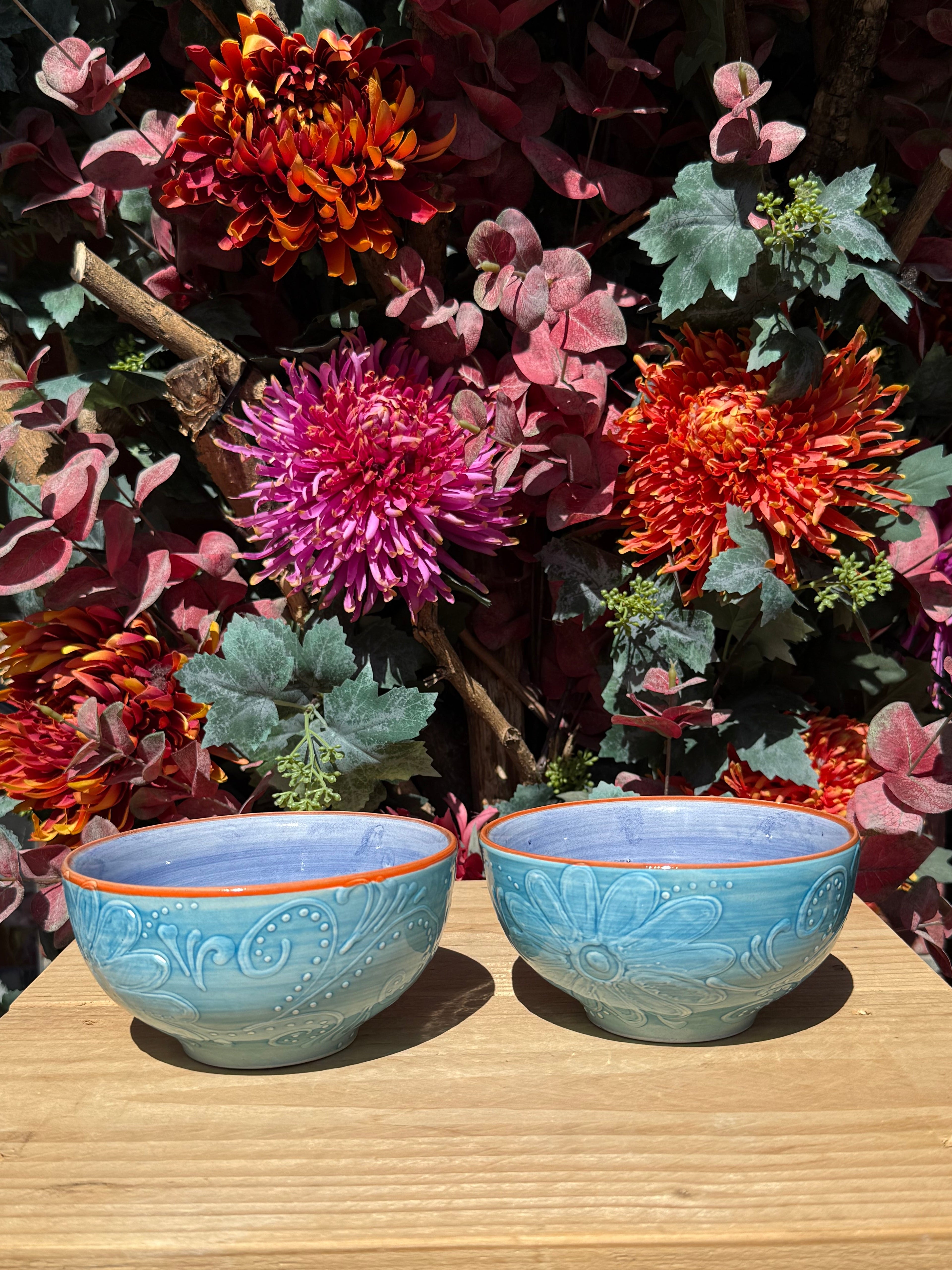 Keramieken kommetje blauw Azul Flor met reliëf handgemaakt uit Spanje