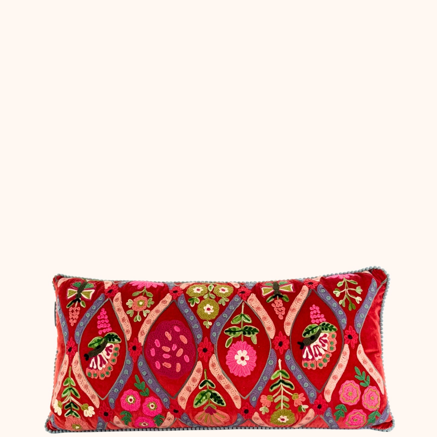 Velours kussen 30 x 60 cm met handgemaakte bloemenborduursels terra/oranje