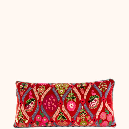 Velours kussen 30 x 60 cm met handgemaakte bloemenborduursels terra/oranje