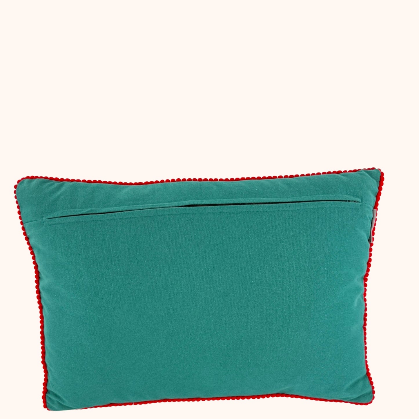 Velours kussen 35 x 50 cm met handgemaakte bloemenborduursels donkergroen