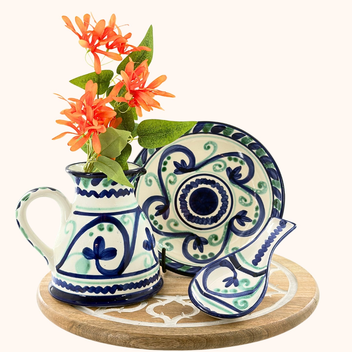 Handgemaakte keramieke groen/blauwe tafelset – kleurrijk servies uit Spanje