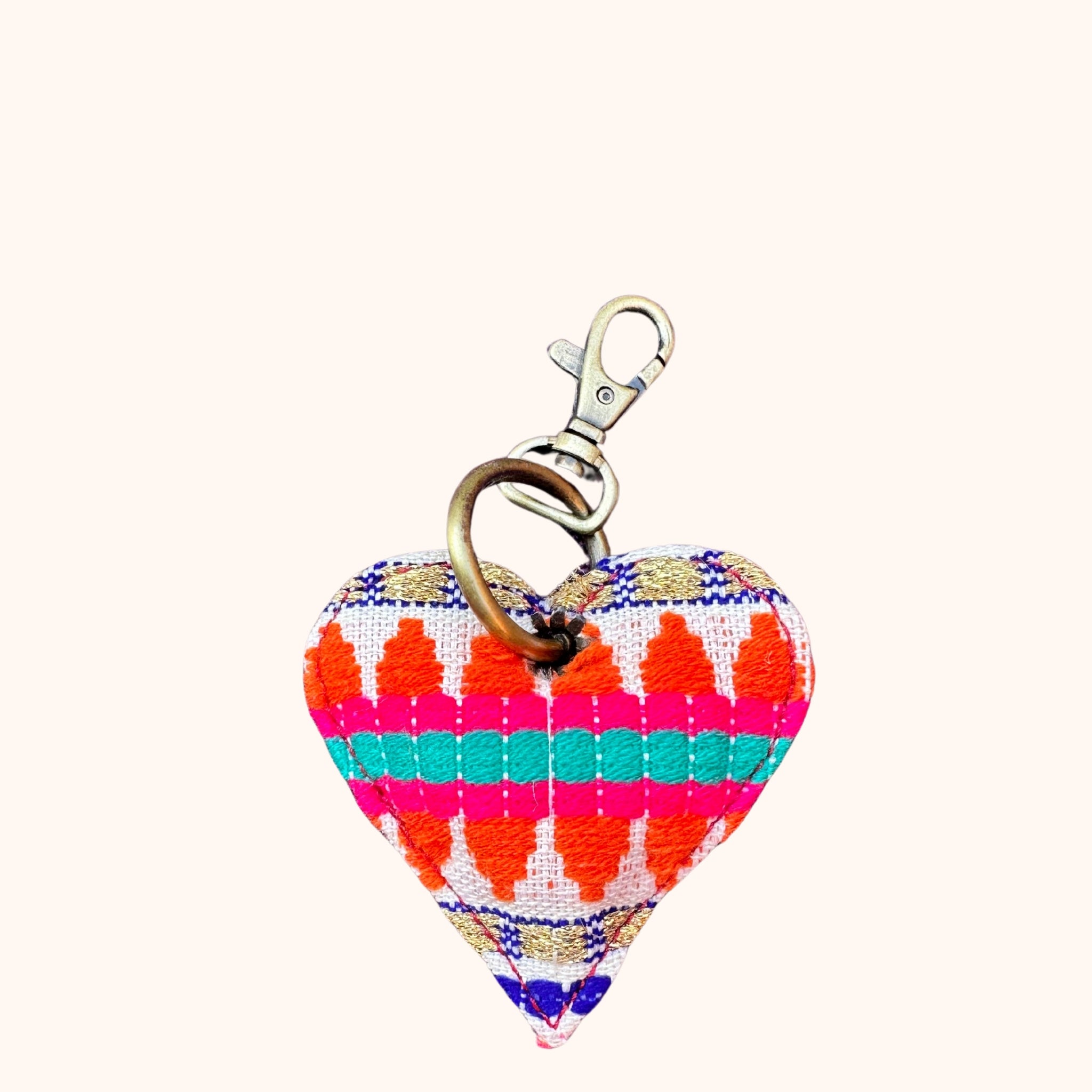 Hartvormige sleutelhanger – uniek, vrolijk & vrouwelijk