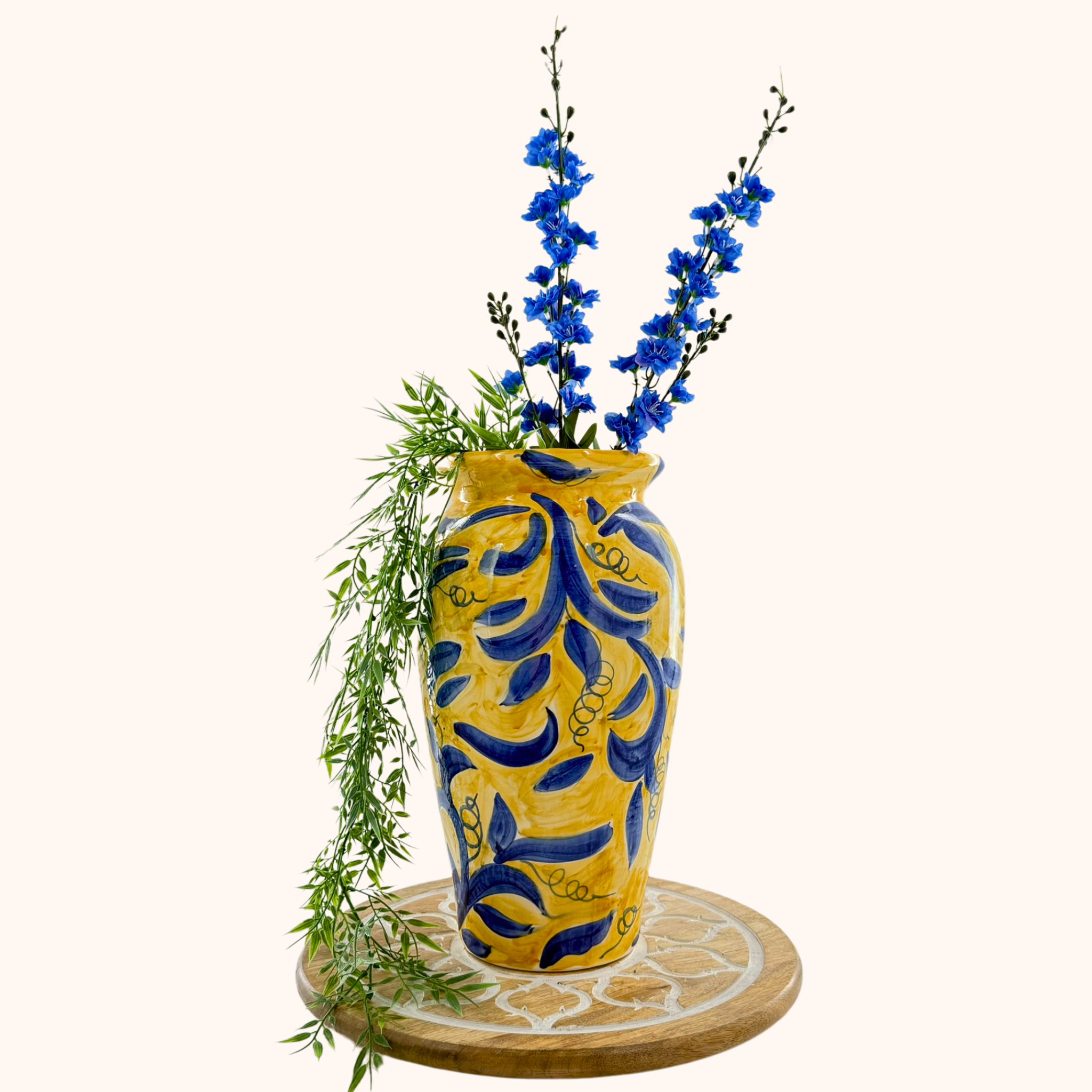 Unieke grote vaas "Amarillo y Azul" voor binnen – handbeschilderd en vol karakter ♡, handgemaakt keramiek uit Spanje - Belleza del Sur